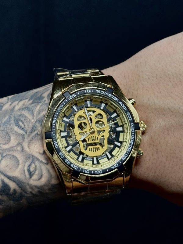 Reloj Clasic Mecanico Modelo Calavera Gold